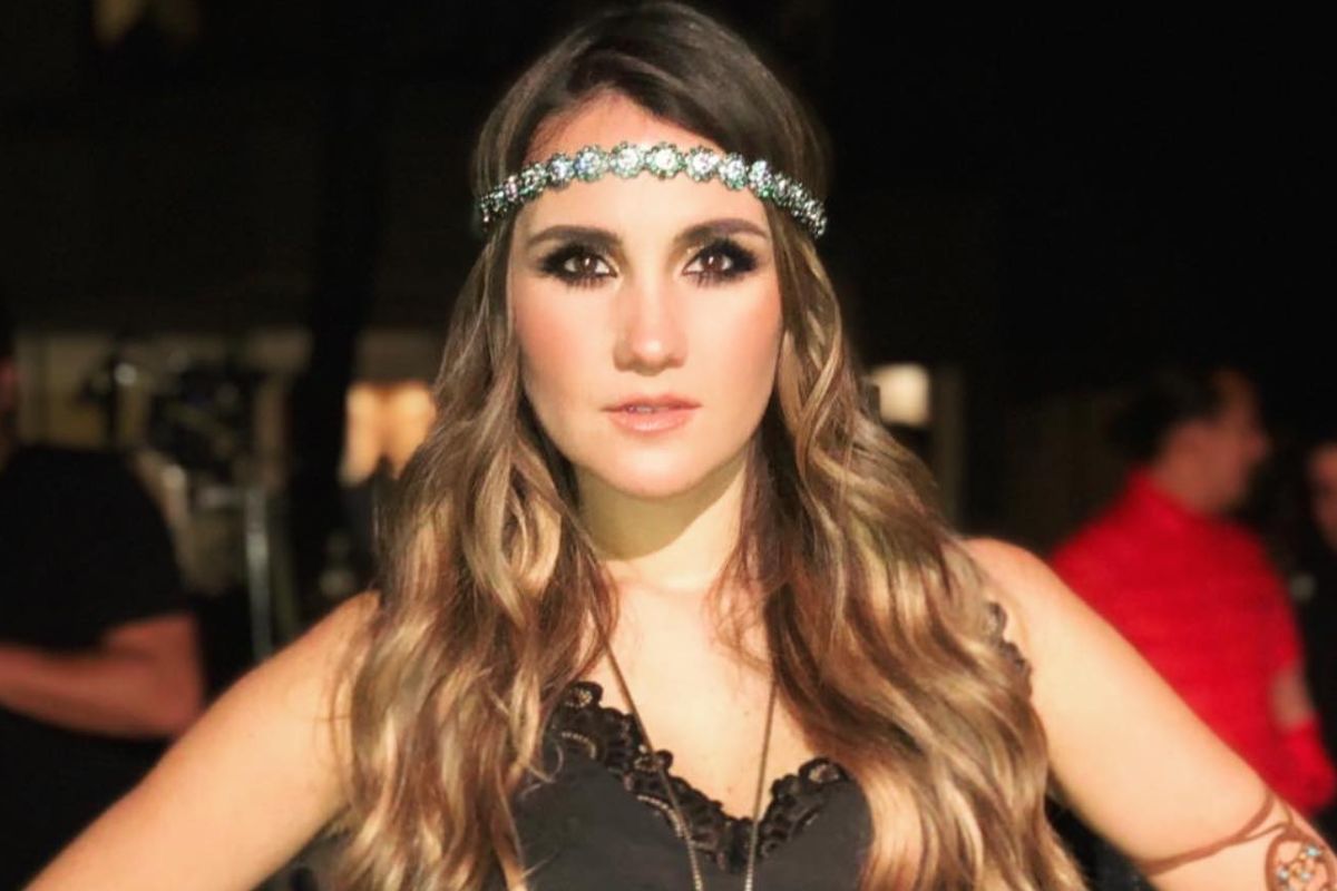 Dulce Maria Ganha Destaque Na Times Square Em Nova York Veja