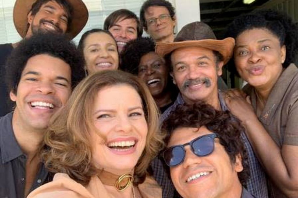 Parte do elenco de 'Mar do Sertão'