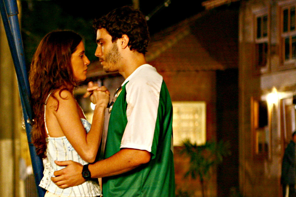 Céu (Deborah Secco) e Cassiano (Thiago Rodrigues) em A Favorita