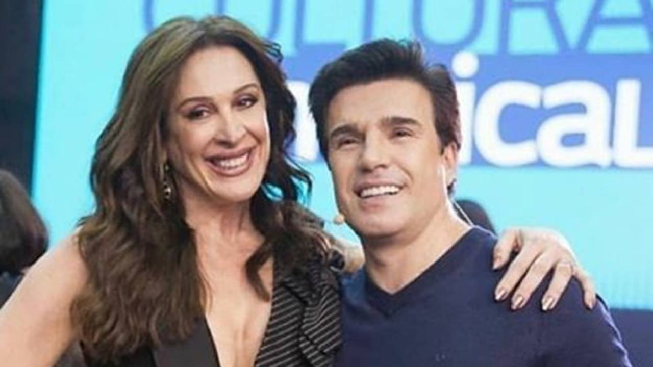 Aos 55 anos, Claudia Raia anuncia gravidez de seu primeiro filho com Jarbas Homem de Mello