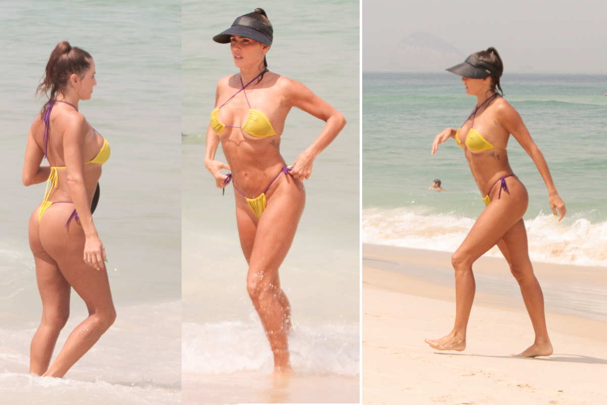 Deborah Secco na praia