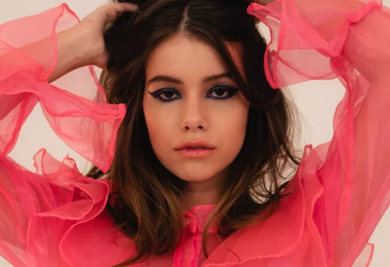 Clarissa sobre indicação ao Grammy Latino: “Tá só começando”