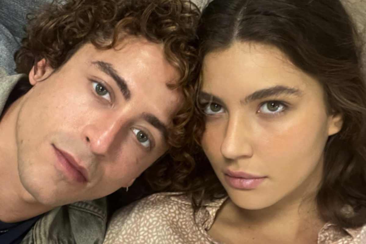 jesuíta barbosa e alanis guillen