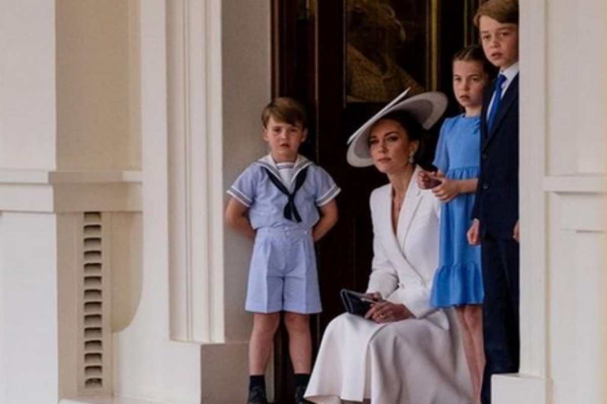 Kate Middleton com os filhos