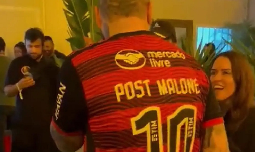 Rock in io: Post Malone veste camisa do Flamengo