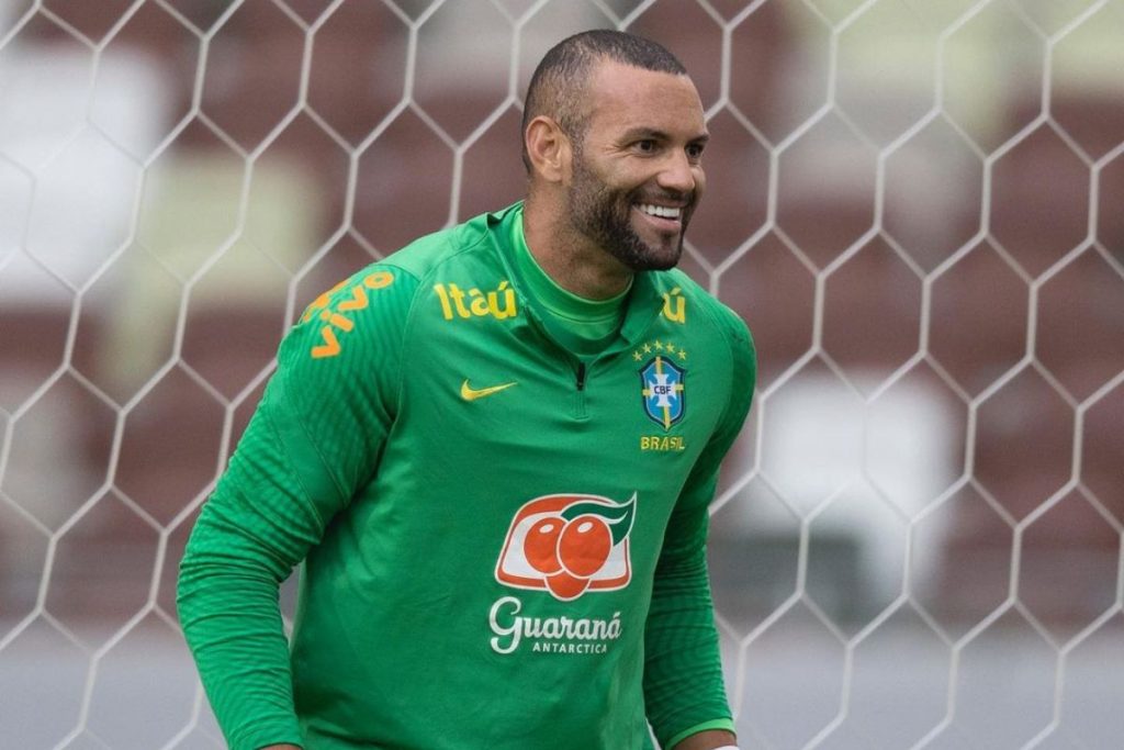 weverton-brasil-1024x683-1 O goleiro Weverton