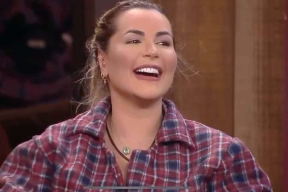 Deolane revive meme ao criticar Thomaz Costa em "A Fazenda 14"
