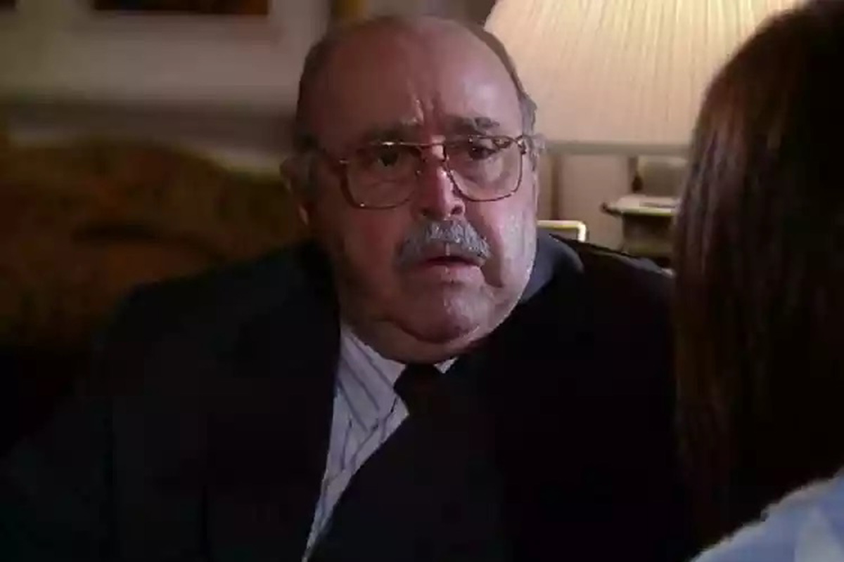 Gonçalo (Mauro Mendonça) em A Favorita