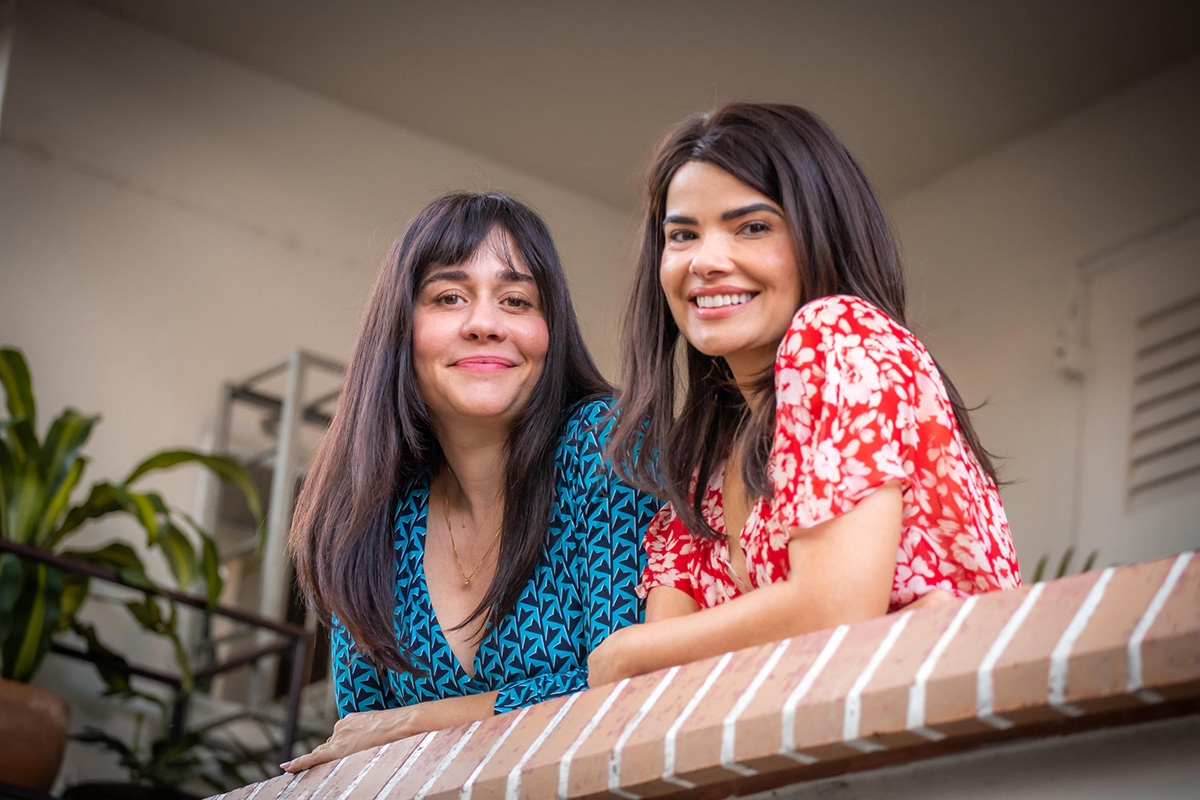 Guida (Alessandra Negrini) e Leonor (Vanessa Giácomo) em Travessia