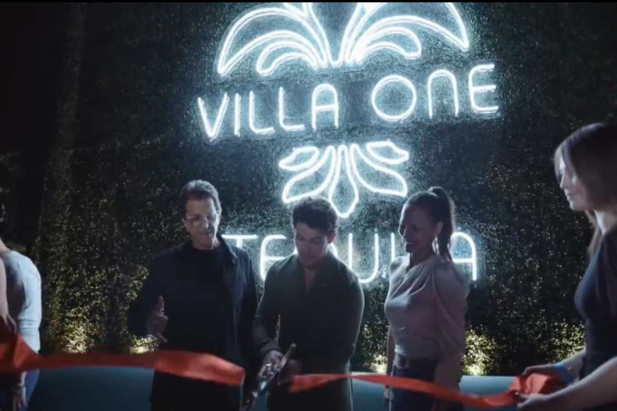 Nick Jonas abre restaurante em San Diego