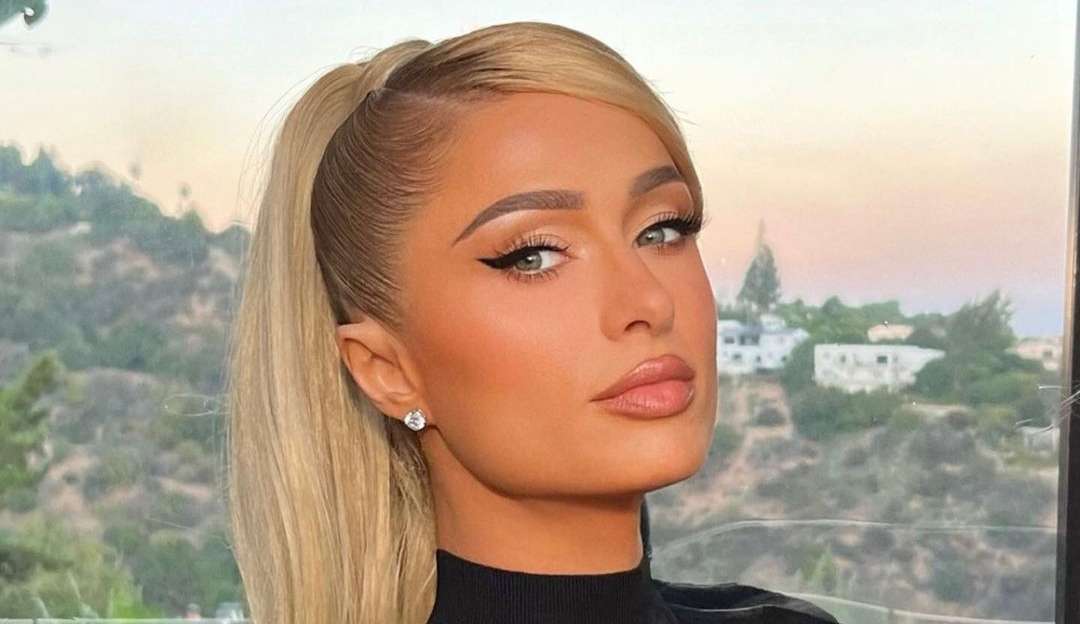 Paris Hilton responde influencer que confessou ter roubado seus óculos