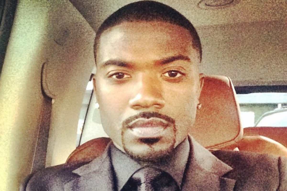 Ray J no carro