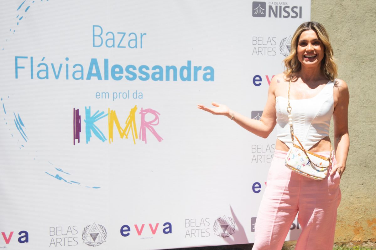 Flavia Alessandra Bazar