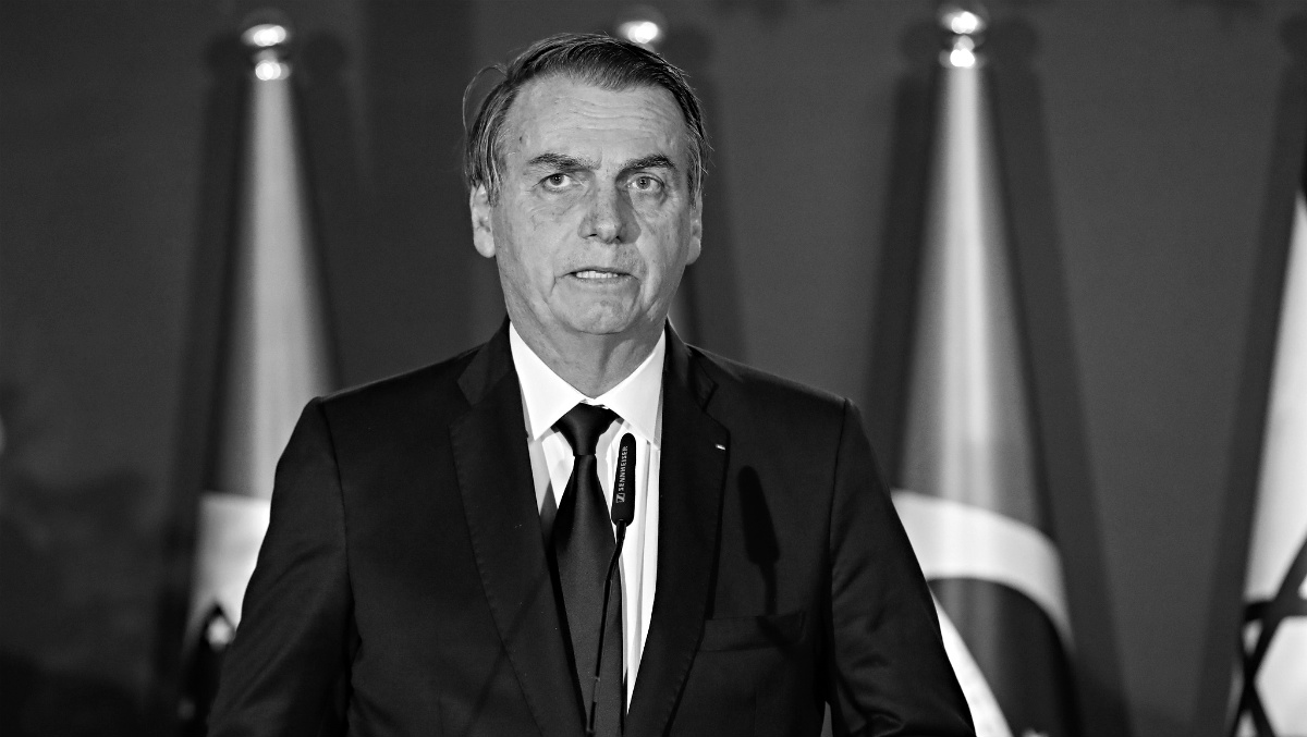 Suposta ambulância no Palácio da Alvorada e silêncio; web questiona: “Cadê o Bolsonaro?”