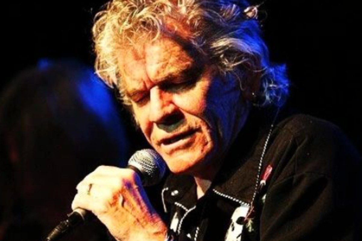 Dan McCafferty, vocalista original da banda Nazareth, cantando