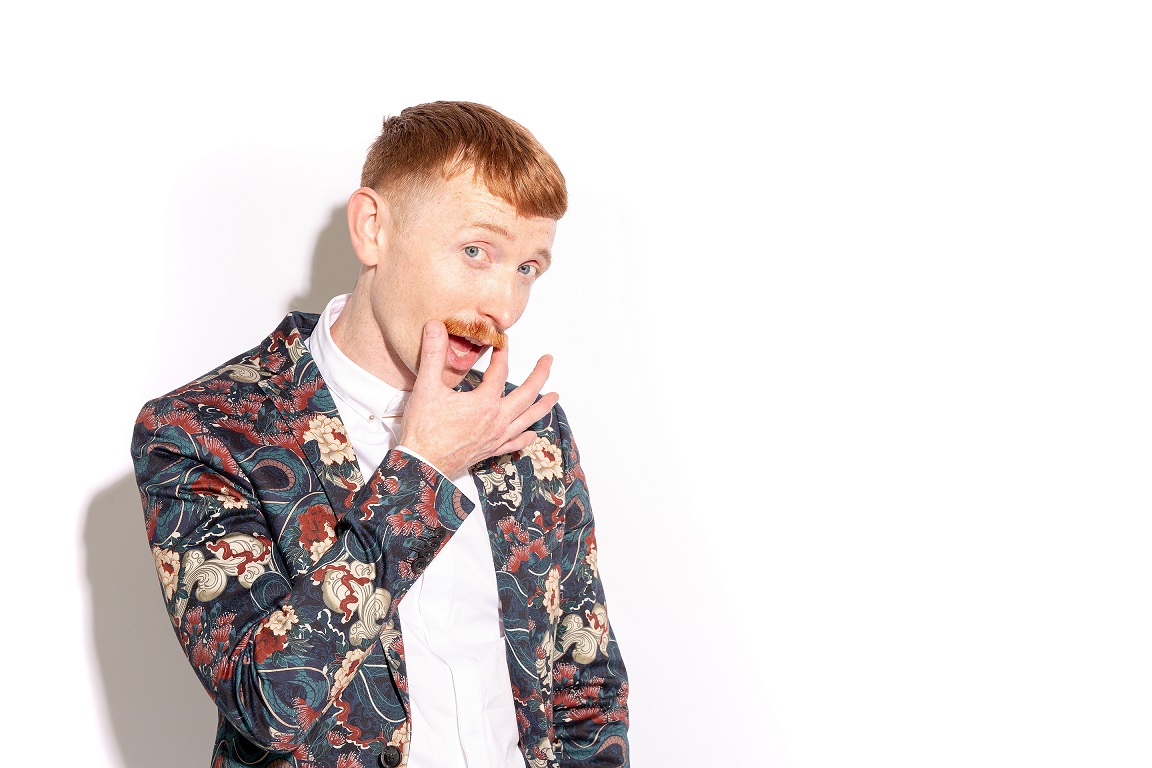 Descobertas Groover – Inspirado nos anos 80 Andrew lança ”I Think I’m Ready for Love”