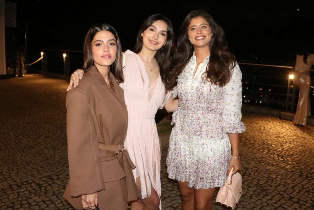 Famosas se encontram em evento da Bvlgari