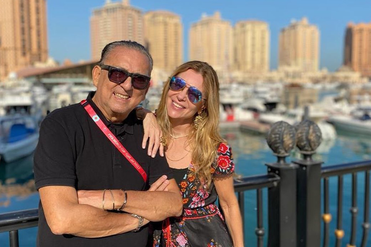 Galvão Bueno com a esposa