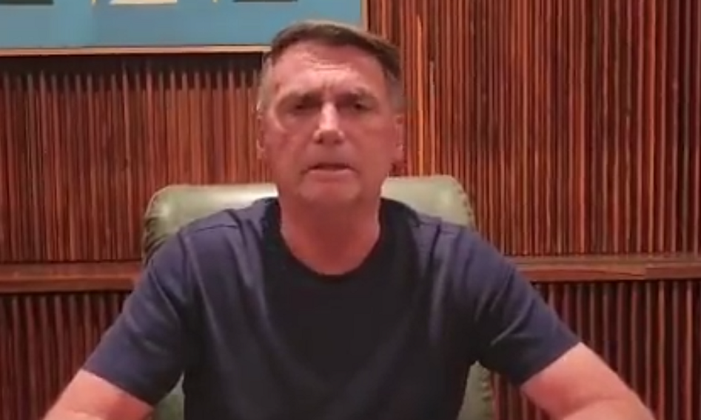 VÍDEO: Em novo pronunciamento, Bolsonaro pede o fim dos bloqueios: “não é legal”