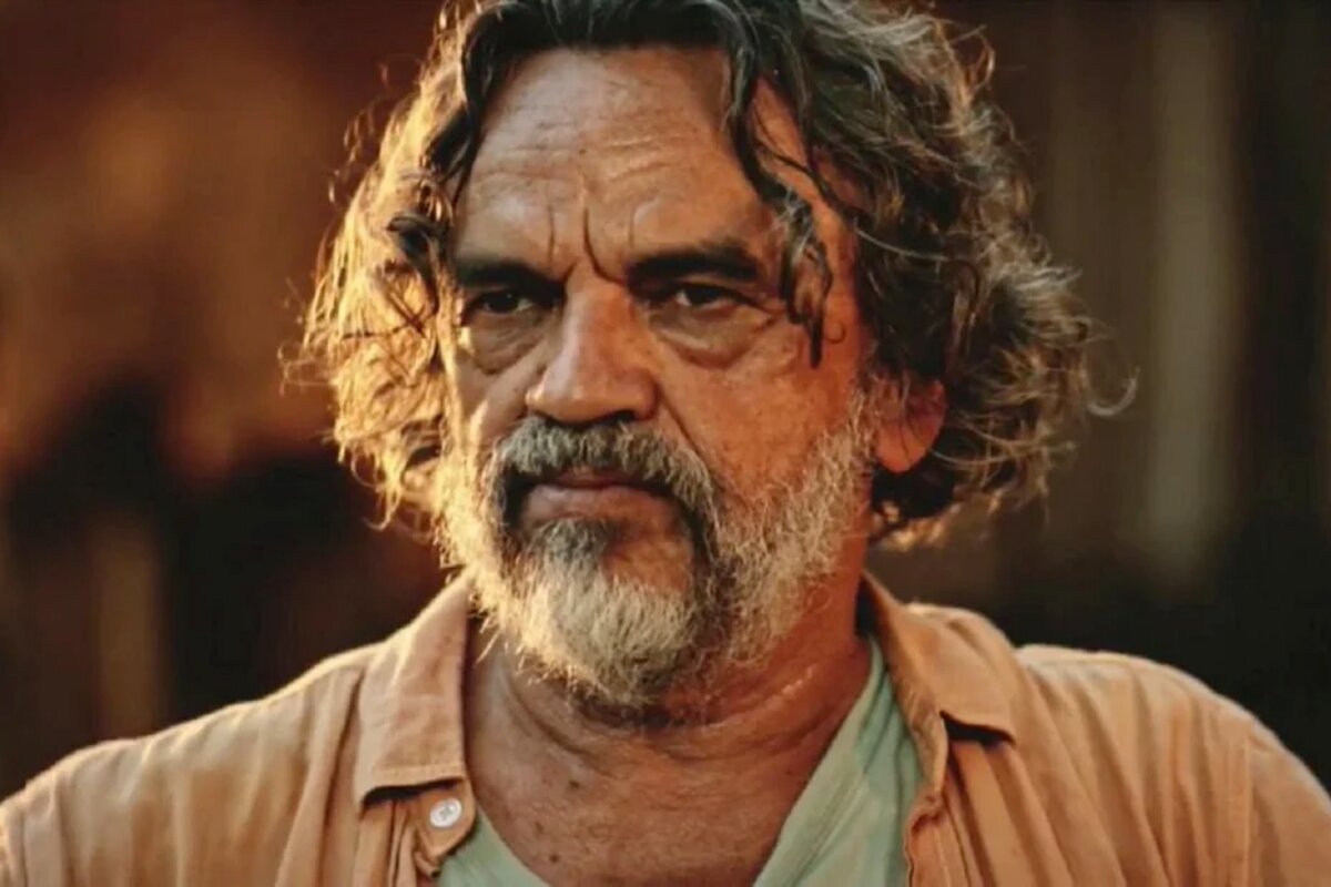 José Dumont em cena de novela