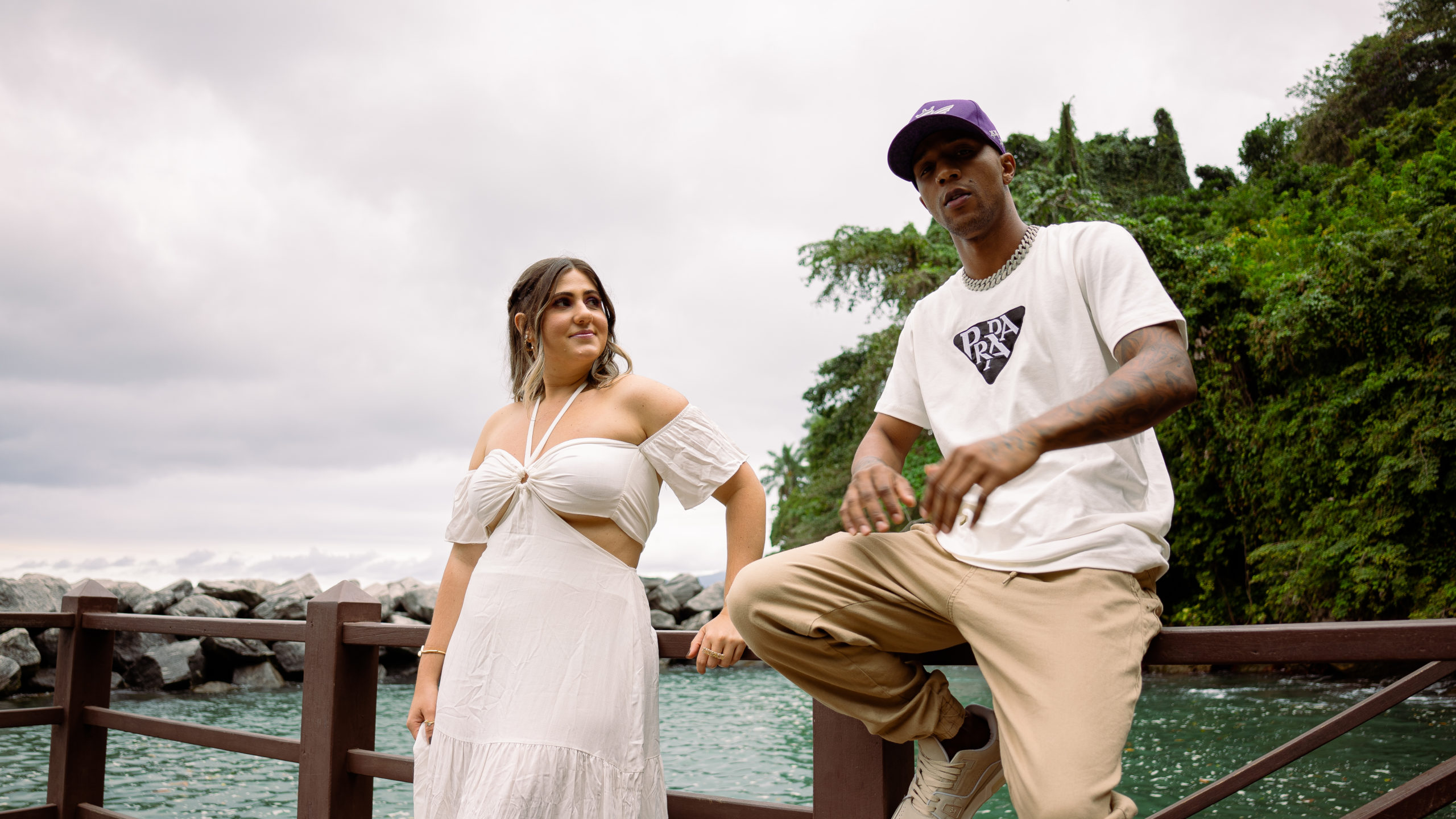 Mica Condé lança clipe de “Terra da Lei”, parceria com Misael