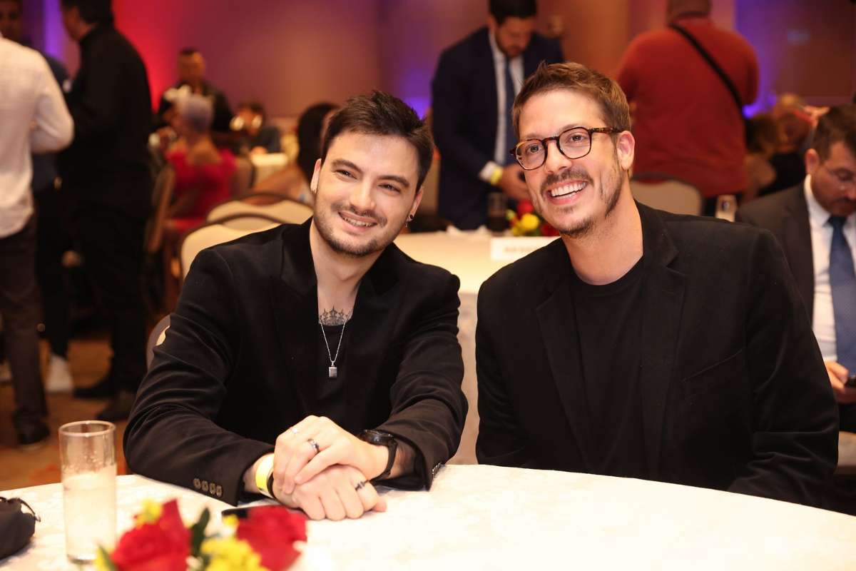 Felipe Neto e Fabio Porchat no Troféu AIB