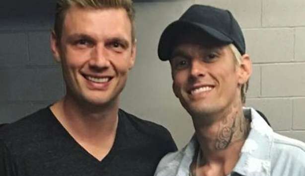 Nick Carter, do Backstreet Boys, lamenta morte do irmão mais novo