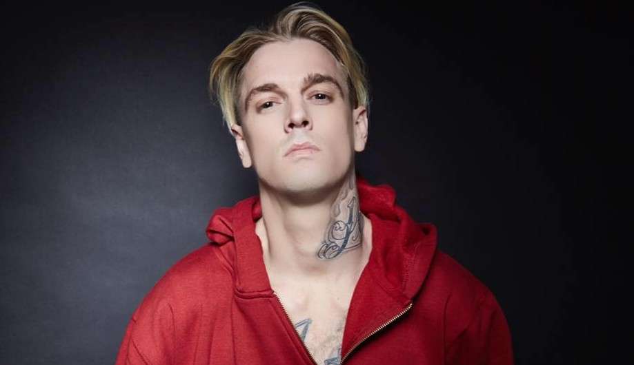 Aaron Carter estava distante de Nick Carter e não se encontrou com o irmão antes de morte, diz site