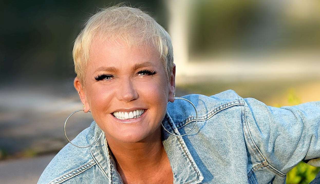 Xuxa rebate críticas sobre alto gasto com sua cadelinha