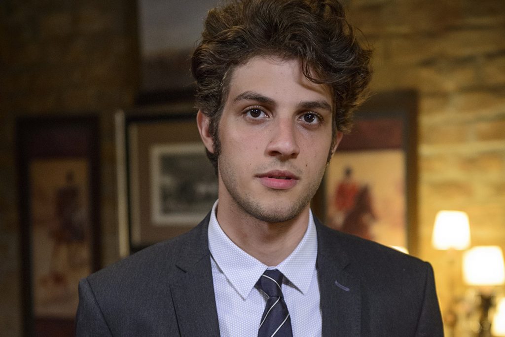 Rafael (Chay Suede) em Babilônia