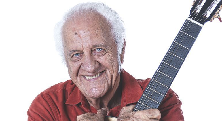 Cantor e apresentador Rolando Boldrin morre aos 86 anos