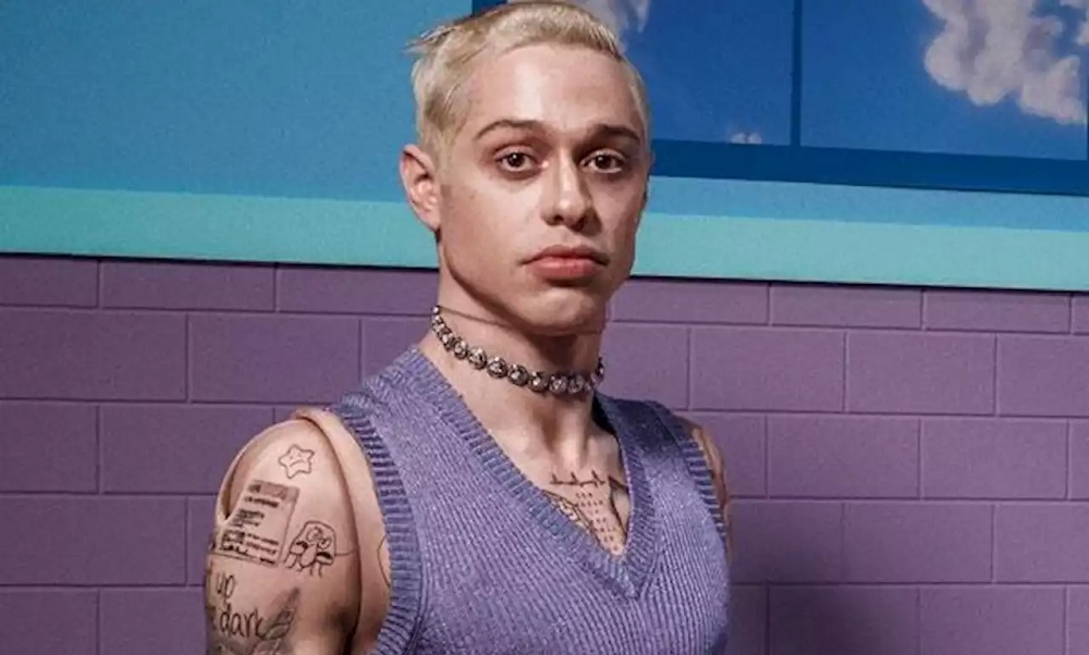 Pete Davidson, ex de Kim Kardashian, revela que seu dote tem 9 polegadas: “Isso é muito louco gente!”