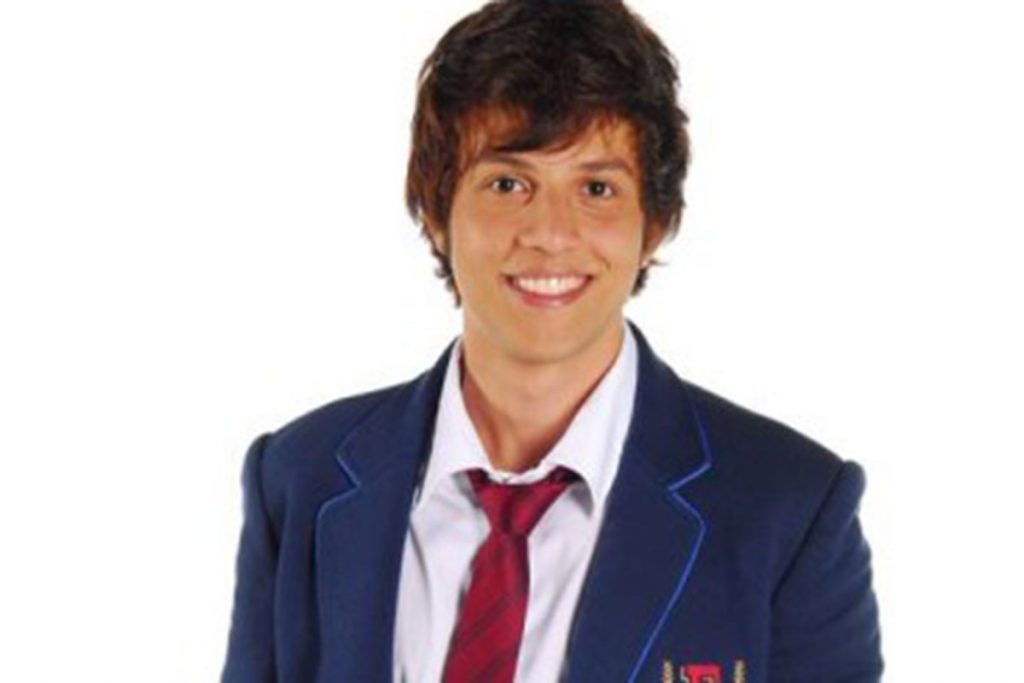 Tomás, Chay Suede em Rebelde