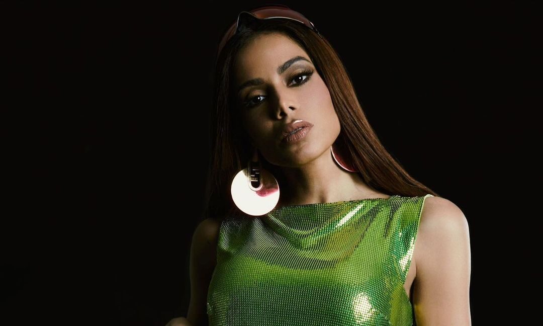 URGENTE: Anitta é internada ás pressas em hospital de São Paulo