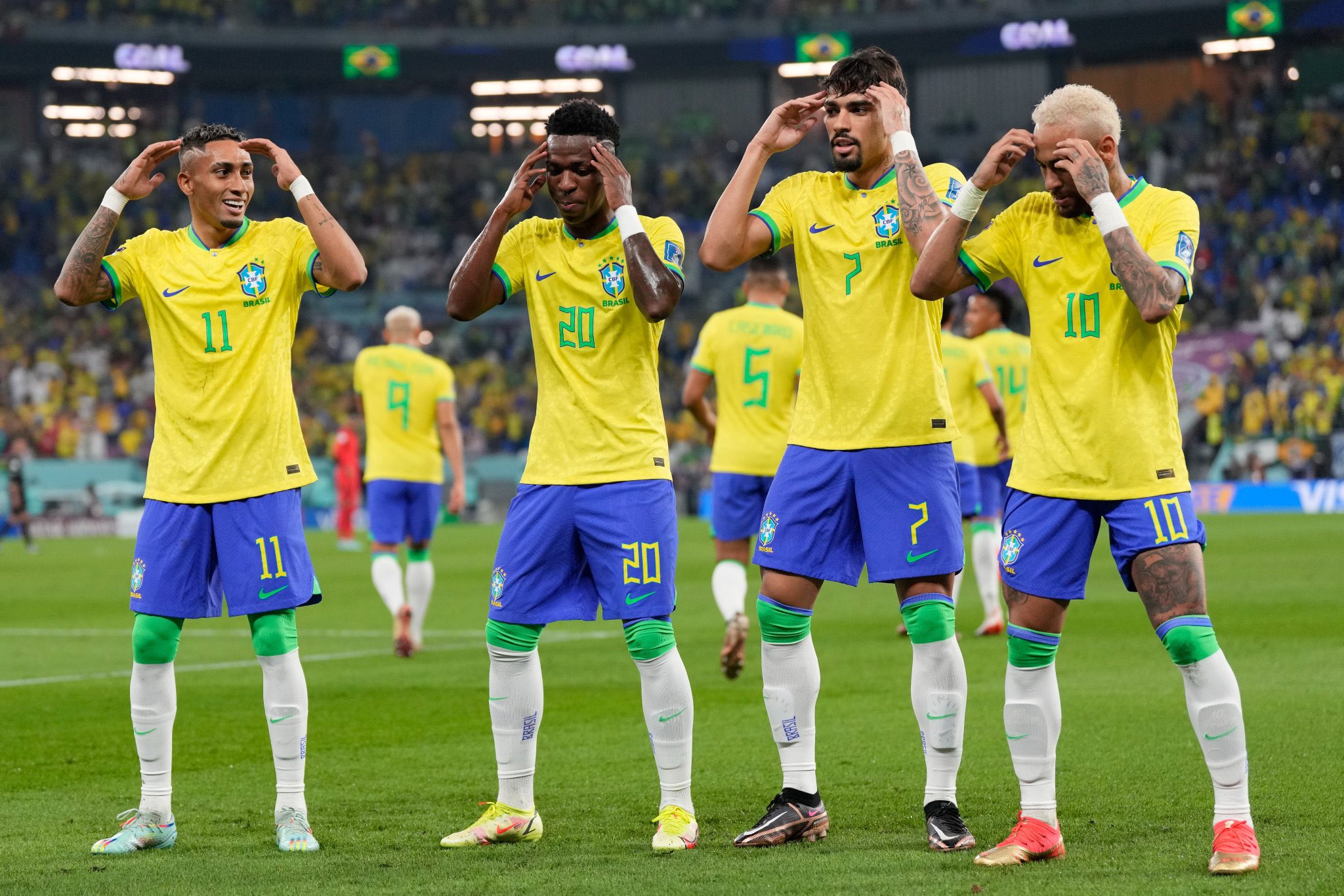 Brasil se classifica para as quartas de final na Copa do Mundo e enfrenta a Croácia nas quartas de final