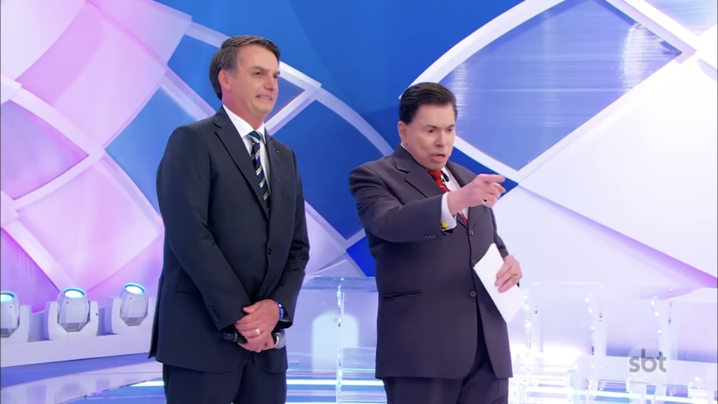 SBT tem concessão renovada por Bolsonaro no dia do aniversário de Silvio Santos