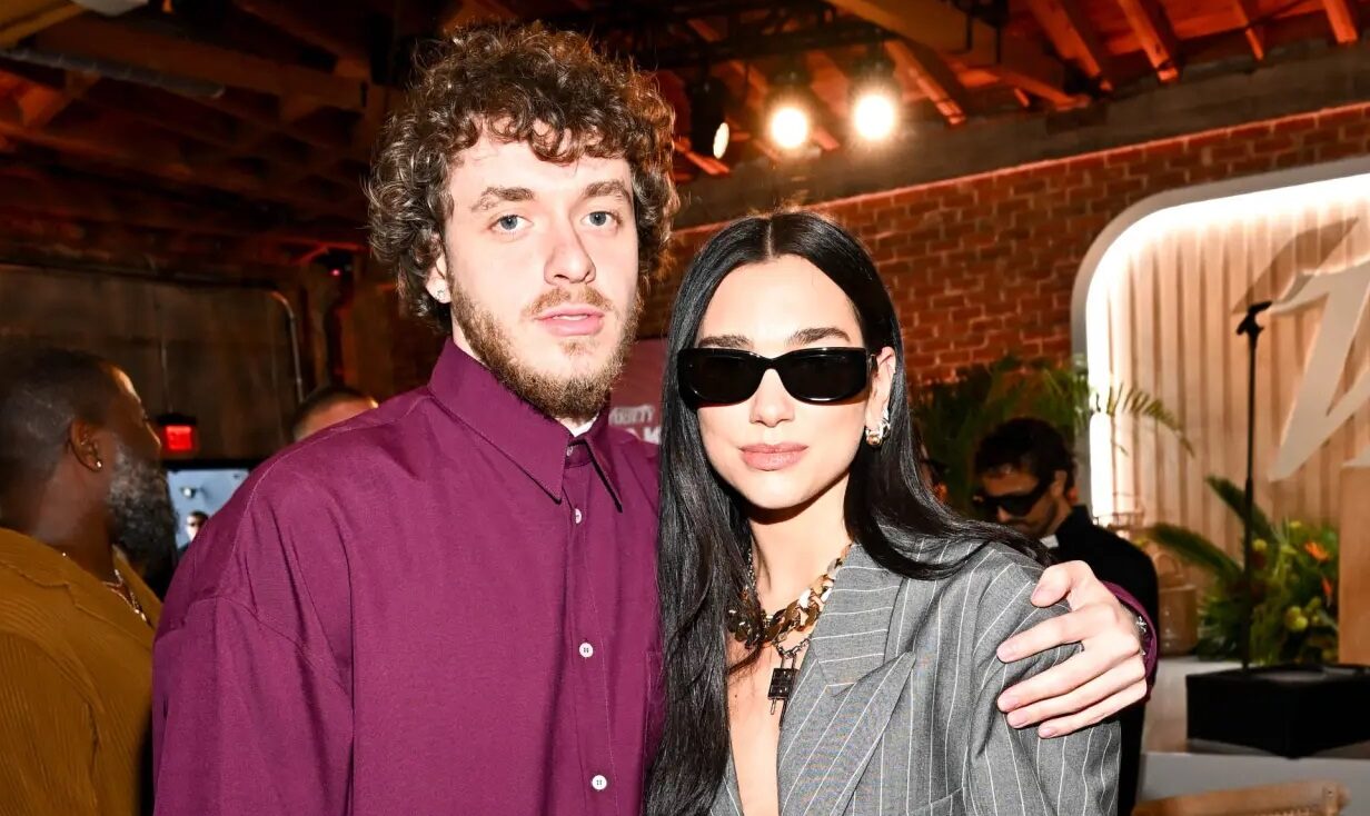 Jack Harlow e Dua Lipa estão namorando, diz site
