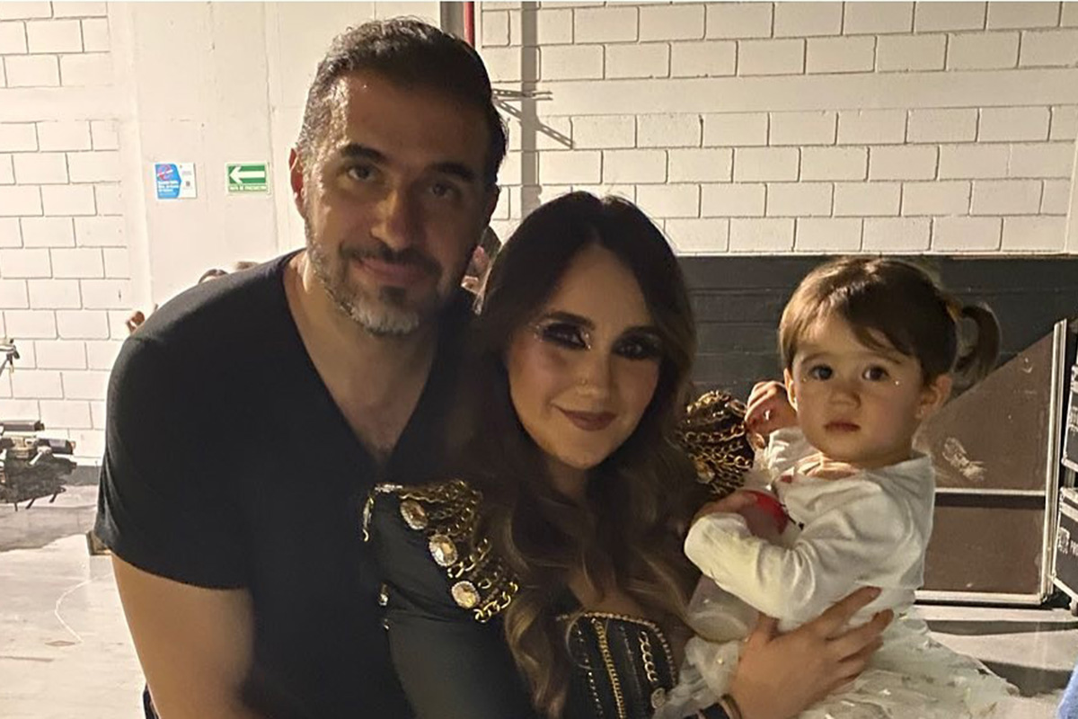 Dulce Maria e Paco Álvarez com a filha Maria Paula