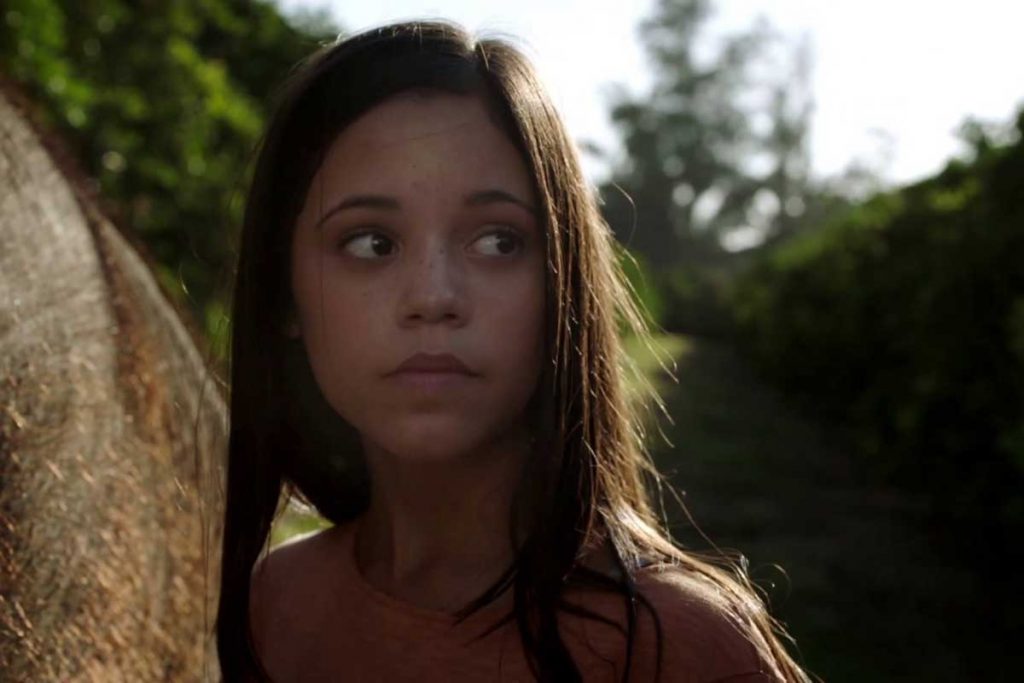 jenna-ortega-saving-flora-1024x683-2 Jenna Ortega, em Saving Flora