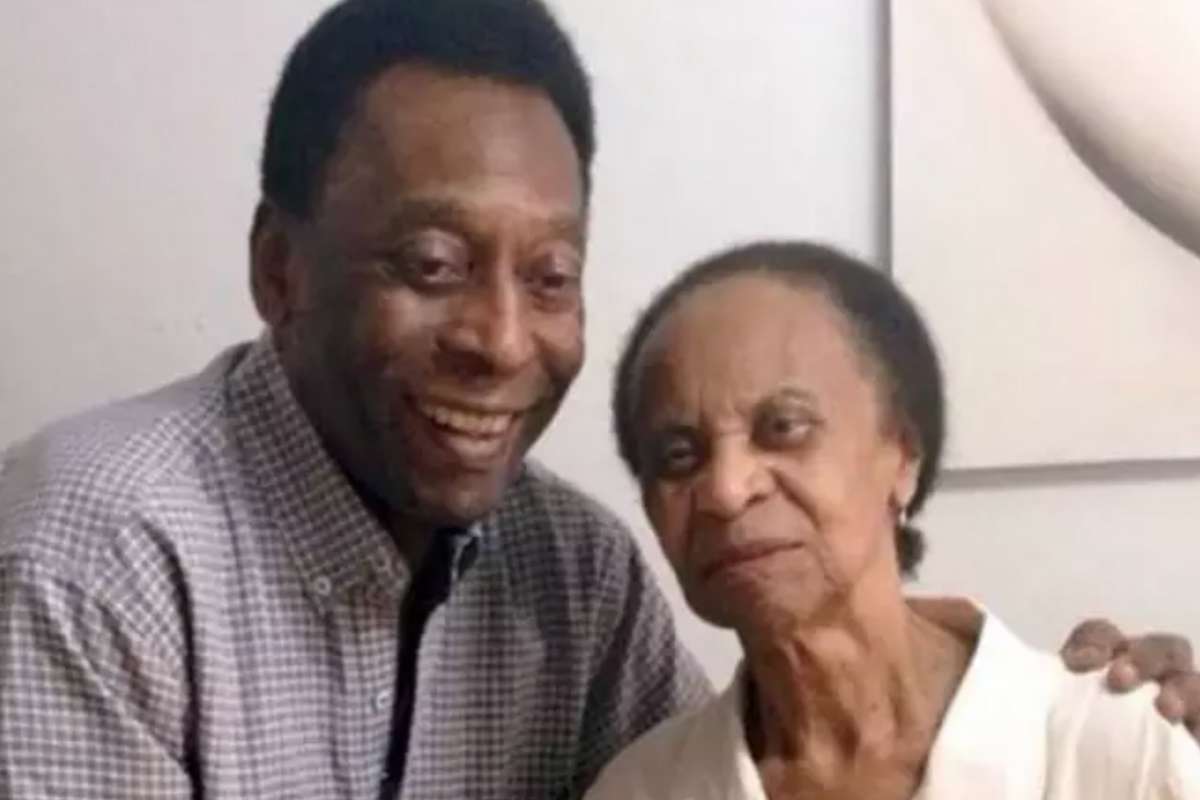 Pelé e a mãe