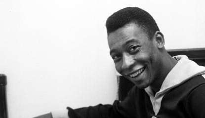 Morte de Pelé comove o mundo dos famosos que, prestaram suas homenagens ao Rei do Futebol