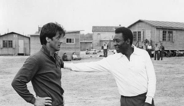 Astro do cinema, Sylvester Stallone homenageia Pelé