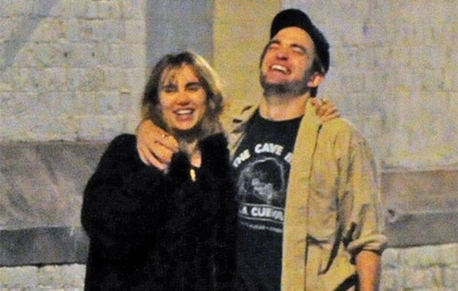 Robert Pattinson e Suki Waterhouse