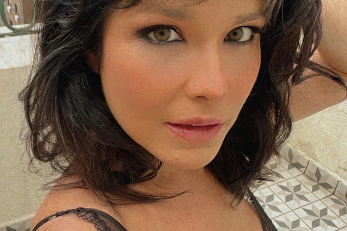 Retrato Samara Felippo