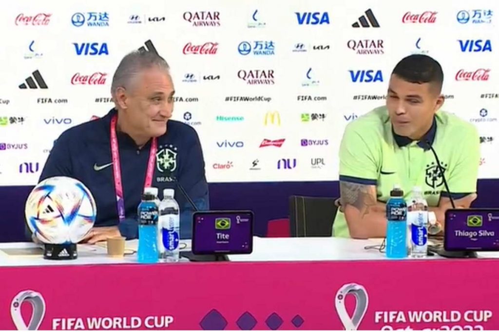 Tite e Thiago Silva coletiva