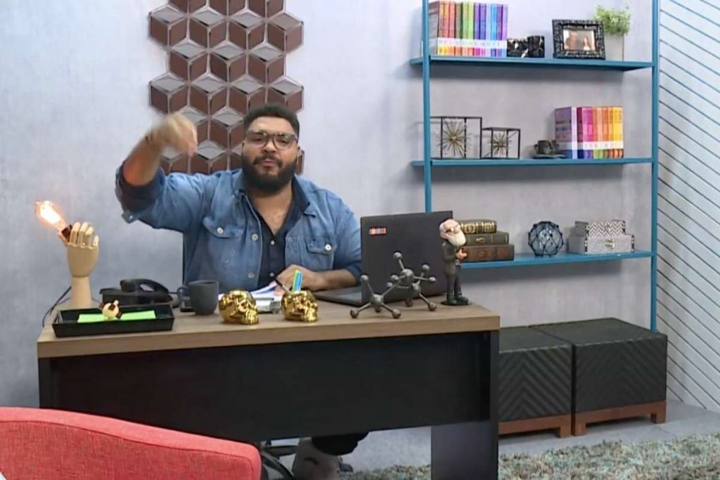 BBB22: Paulo Vieira estreia no reality e conquista a web