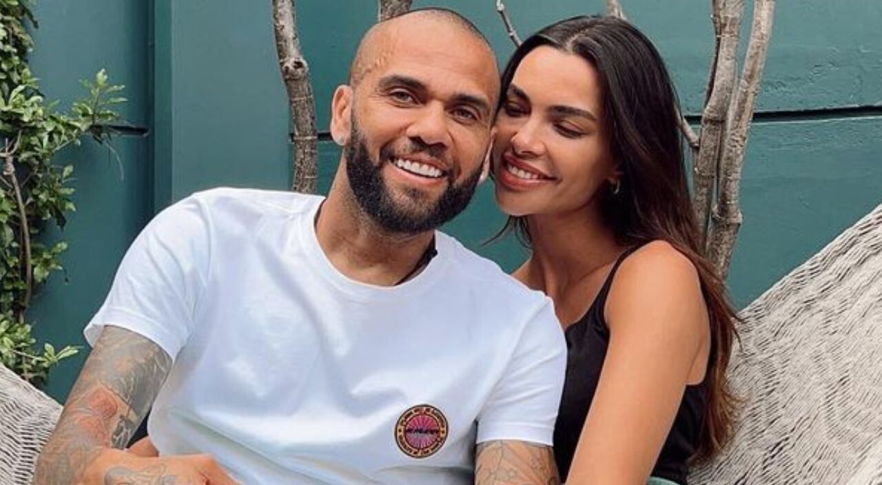 Joana Sanz, esposa de Daniel Alves, mostra ataques virtuais e dispara “eles não colocam restrições”