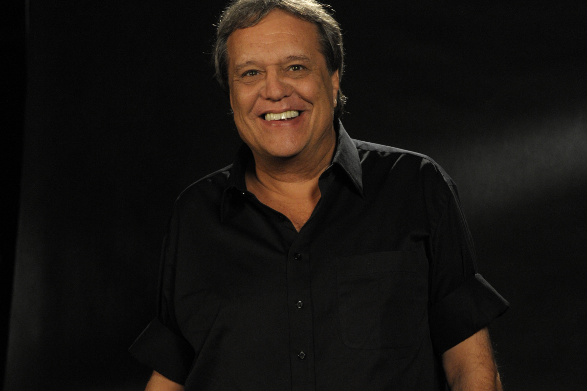 dennis carvalho