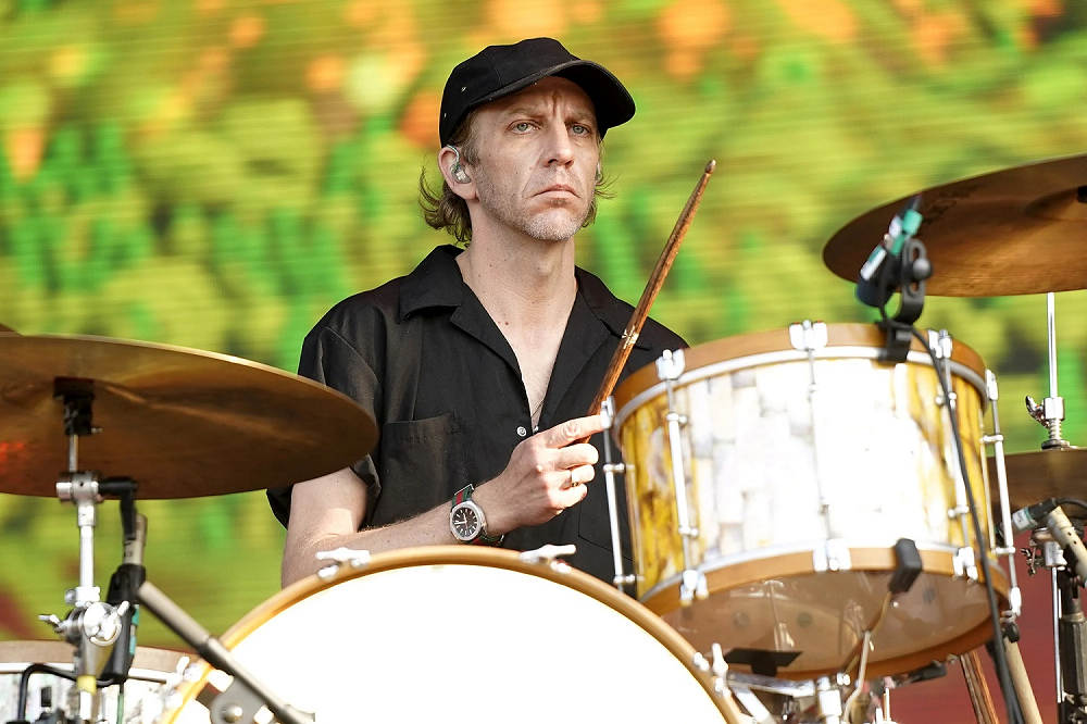 Morre Jeremiah Green, baterista do Modest Mouse, banda confirmada no Lollapalooza 2023