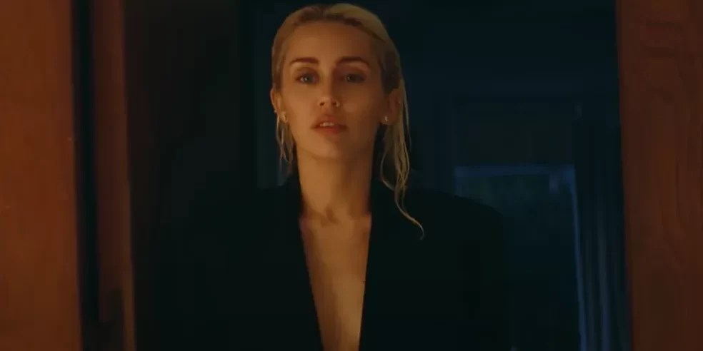 Miley Cyrus alcança o topo do Spotify Global pela primeira vez na carreira